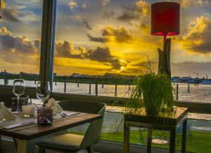 Neys Place Torsten Barteldrees 